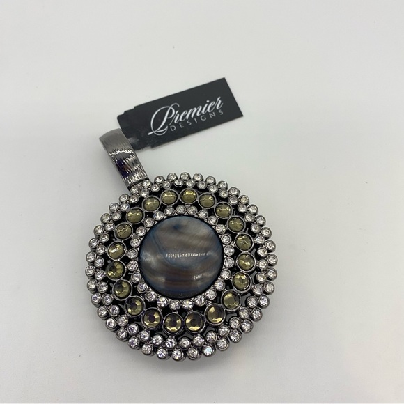 Premier Designs Jewelry - Premier Designs Reversible Necklace Enhancer Pendant NWT